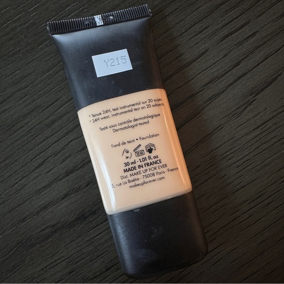 MakeUp Forever Matte Velvet Skin Full Coverage Foundation 24h Y215 - Picture 2 of 2